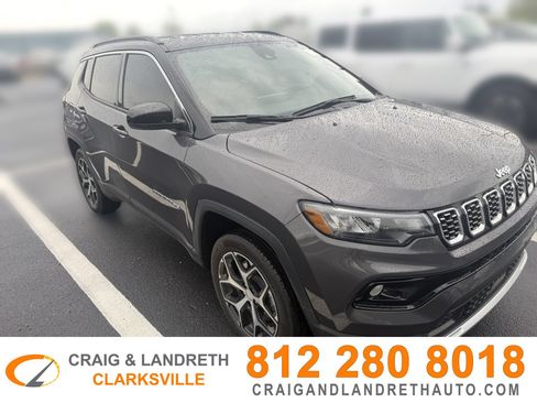 Used 2024 Jeep Compass Limited AWD/4WD image 1