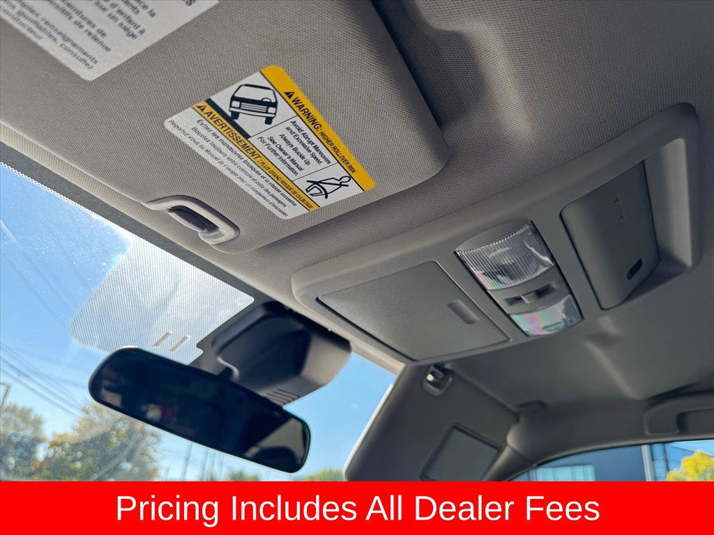 Used 2025 Nissan Frontier SV RWD image 24