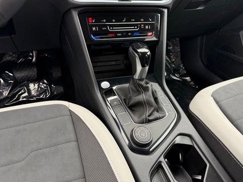 New 2026 Volkswagen Taos SE AWD/4WD image 12