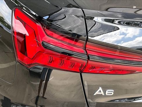 Used 2023 Audi A6 Premium Plus w/ Premium Plus Package AWD/4WD image 29