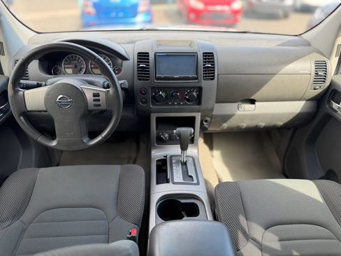 Used 2008 Nissan Pathfinder S AWD/4WD image 13