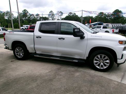 Used 2021 Chevrolet Silverado 1500 Custom w/ Custom Max Trailering Package image 5
