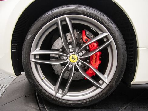 Used 2018 Ferrari 488 Spider RWD image 41