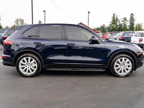 Used 2015 Porsche Cayenne S w/ Premium Plus Package image 8