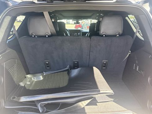 Used 2021 GMC Yukon Denali w/ Denali Ultimate Package AWD/4WD image 23