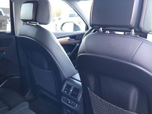 Used 2023 Audi Q5 2.0T Premium image 15