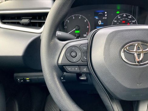 Used 2023 Toyota Corolla LE image 22