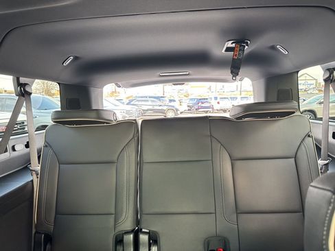 New 2026 GMC Yukon XL Elevation image 32