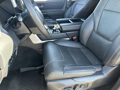 Used 2024 Toyota Tundra Limited AWD/4WD image 21