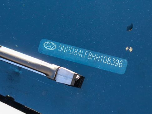 Used 2017 Hyundai Elantra SE image 8