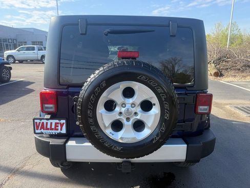 Used 2013 Jeep Wrangler Unlimited Sahara w/ Connectivity Group image 4