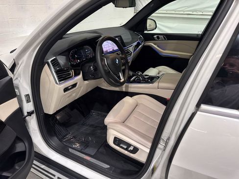 Used 2019 BMW X5 xDrive40i w/ Executive Package AWD/4WD image 35