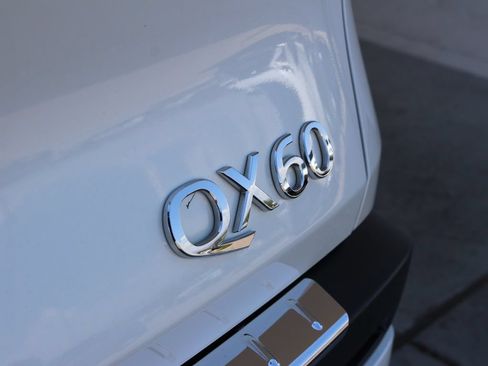 Certified 2025 INFINITI QX60 Luxe w/ Cargo Package AWD/4WD image 39