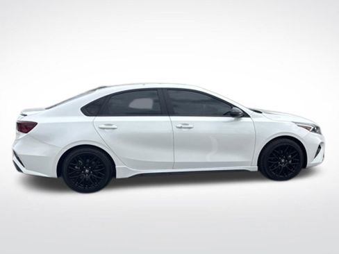 Used 2023 Kia Forte GT-Line w/ GT-Line Premium Package FWD image 5