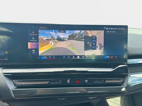 Used 2025 BMW 530i w/ M Sport Package image 21