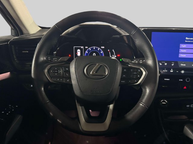 Certified 2025 Lexus NX 250 AWD w/ Accessory Package (2T) image 19