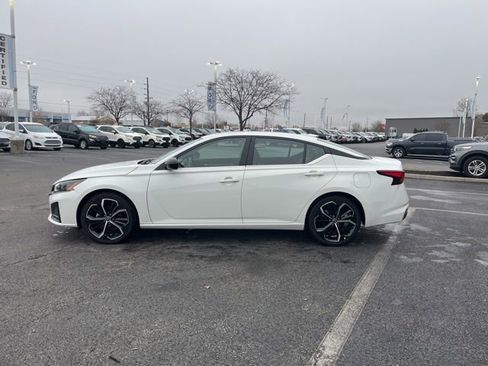 Used 2024 Nissan Altima 2.5 SR image 4