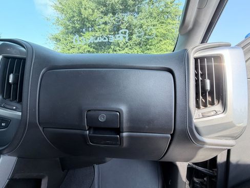 Used 2018 Chevrolet Silverado 2500 LTZ w/ Duramax Plus Package AWD/4WD image 21