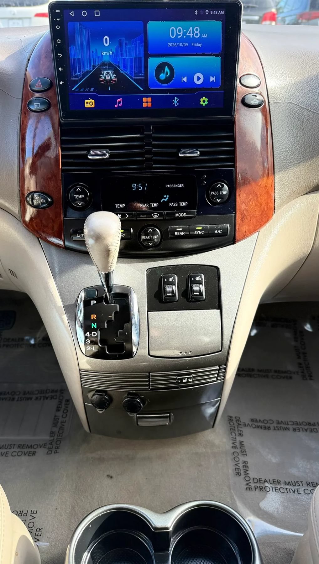 Used 2004 Toyota Sienna XLE w/ XLE Pkg 12 FWD image 18