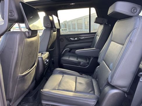 Used 2021 GMC Yukon Denali w/ Denali Ultimate Package AWD/4WD image 13
