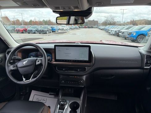 Used 2025 Ford Bronco Sport Outer Banks w/ Outer Banks Tech Package+ image 41