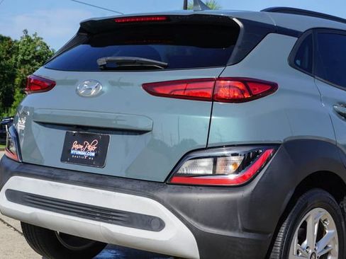 Used 2022 Hyundai Kona SEL w/ Cargo Package FWD image 5