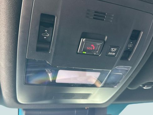 Used 2024 Lexus ES 350 w/ Premium Package image 36