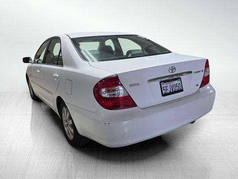 Used 2004 Toyota Camry XLE FWD image 5