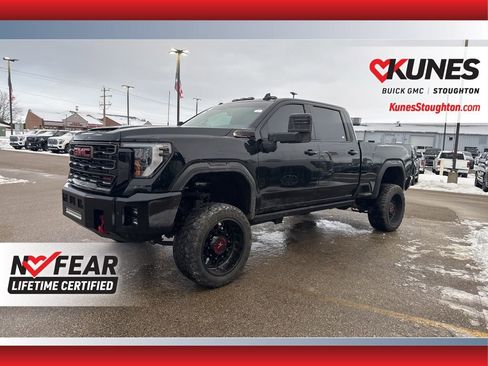 Used 2024 GMC Sierra 2500 AT4X image 6