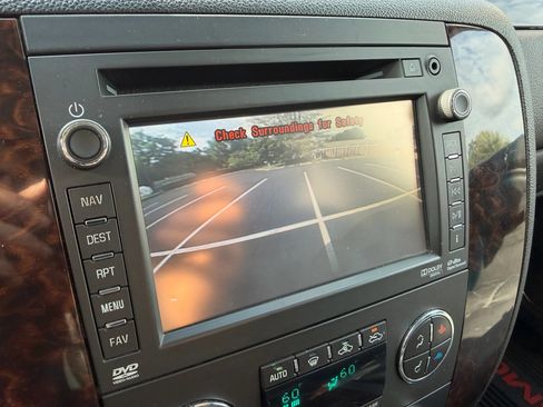 Used 2012 GMC Sierra 3500 Denali AWD/4WD image 27