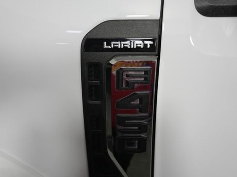 Certified 2023 Ford F450 Lariat AWD/4WD image 25