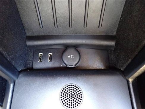 Used 2017 Tesla Model X 75D AWD/4WD image 18