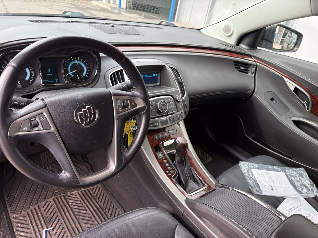 Used 2011 Buick LaCrosse CXL FWD image 17