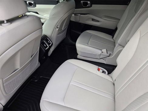 New 2026 Kia Sorento EX w/ EX Premium Package FWD image 22
