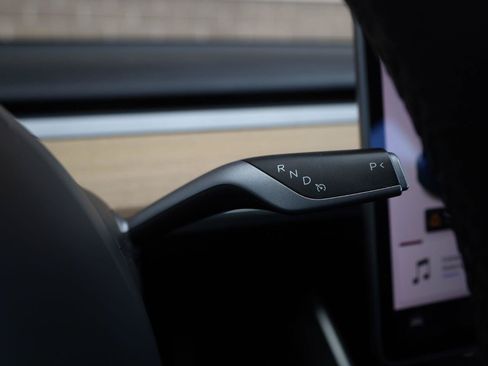 Used 2020 Tesla Model 3 Long Range AWD/4WD image 32