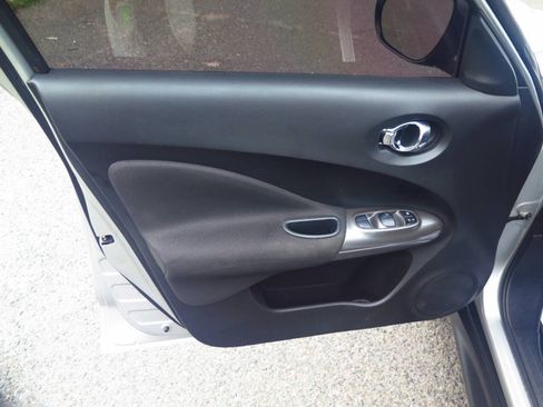 Used 2012 Nissan Juke SL AWD/4WD image 21