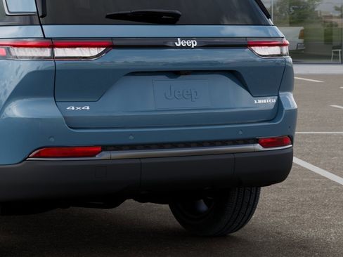 New 2026 Jeep Grand Cherokee Limited w/ Limited Altitude Package image 39