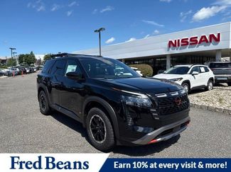 New 2026 Nissan Pathfinder Rock Creek w/ Rock Creek Premium Package AWD/4WD video 1