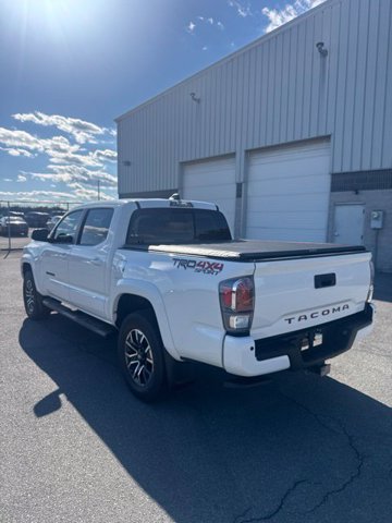 Used 2023 Toyota Tacoma TRD Sport w/ Technology Package AWD/4WD image 6