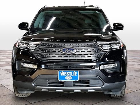 Certified 2024 Ford Explorer XLT w/ Equipment Group 202A AWD/4WD image 3