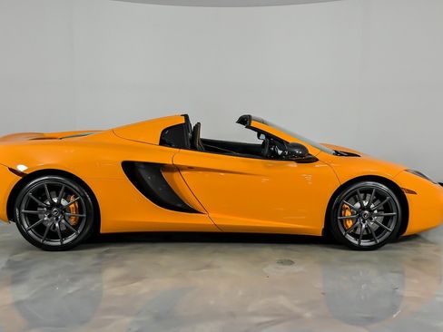 Used 2013 McLaren MP4-12C Spider RWD image 15