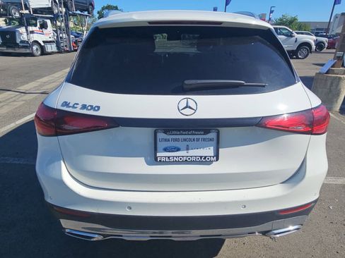 Used 2024 Mercedes-Benz GLC 300 w/ Winter Package image 8