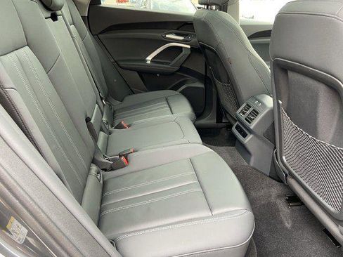 Used 2025 Audi Q5 Premium w/ Convenience Package AWD/4WD image 26