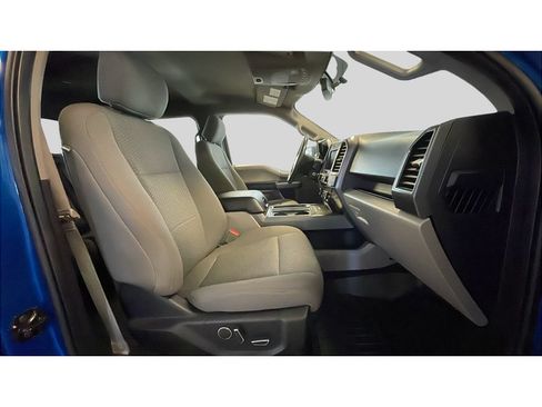 Used 2018 Ford F150 XLT w/ Equipment Group 302A Luxury AWD/4WD image 16