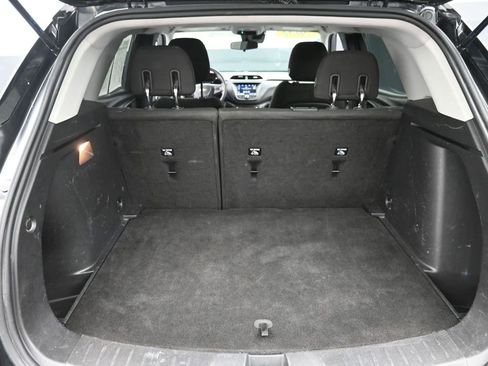 Used 2021 Chevrolet TrailBlazer LT image 10