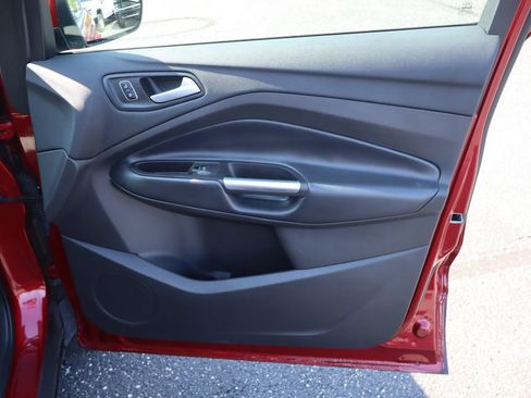Used 2019 Ford Escape SE FWD image 26