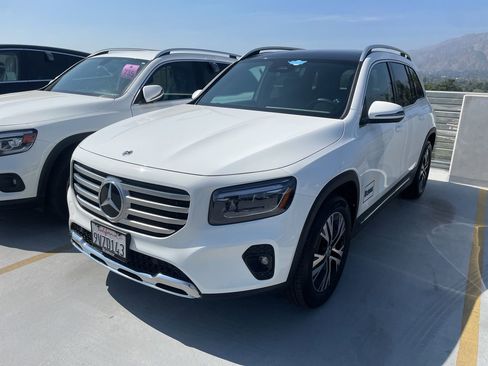 Certified 2026 Mercedes-Benz GLB 250 image 1
