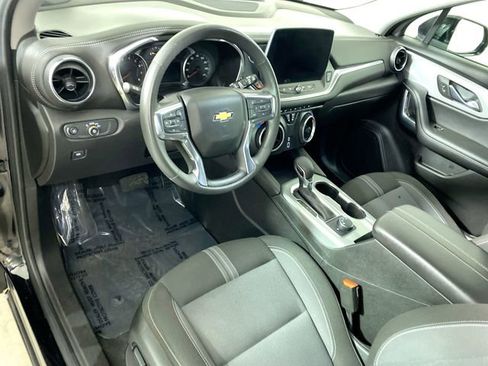 Used 2023 Chevrolet Blazer LT image 4