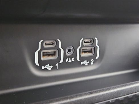 Used 2023 RAM 3500 Big Horn w/ Level 1 Equipment Group image 23