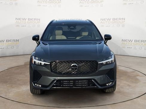 New 2026 Volvo XC60 B5 Plus AWD/4WD image 8